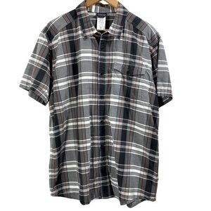 Patagonia Organic Cotton Short Sleeve Button Up Plaid Top 
Size XL